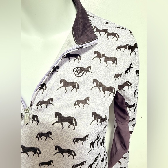 Ariat Sunstopper Girls 1/4 Zip Top - Lavender Mist Horse Print Size L - Picture 3 of 10